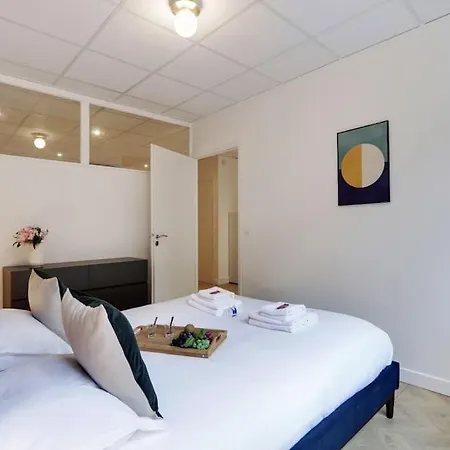 Beautiful 4p/1br Champs Elysees Apartmán